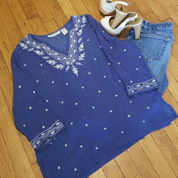 Cathy Daniels Tops - Beautiful Blue Top